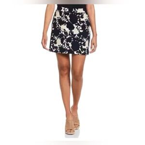 Rafaella Black and Cream Floral Mini Skort Size Small
